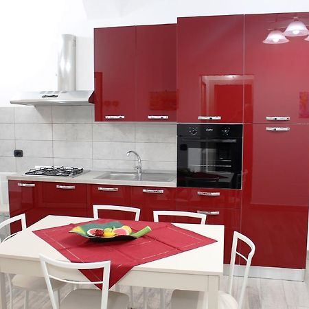 טראפטו Rosy'S Apartments מראה חיצוני תמונה