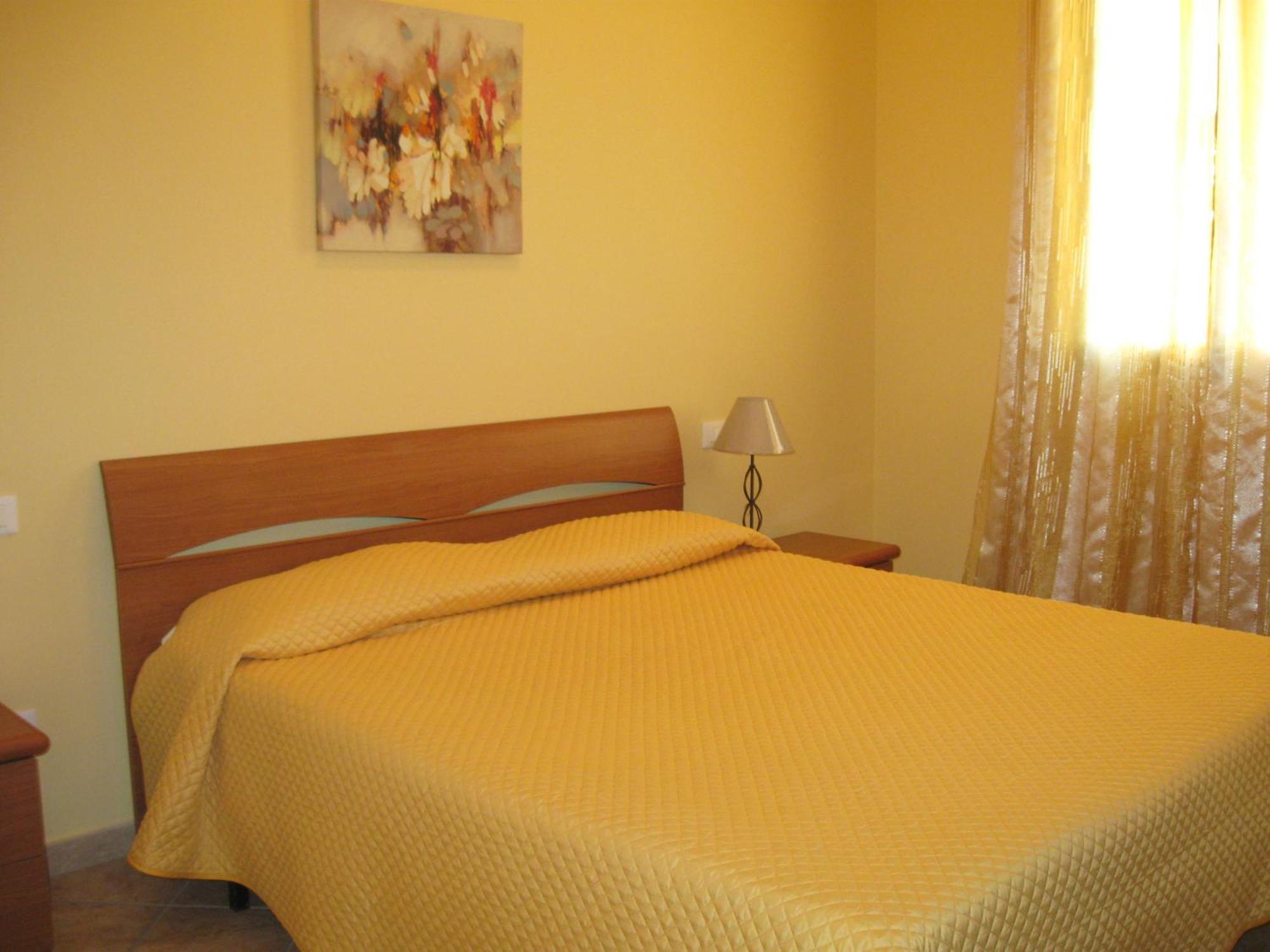טראפטו Rosy'S Apartments מראה חיצוני תמונה