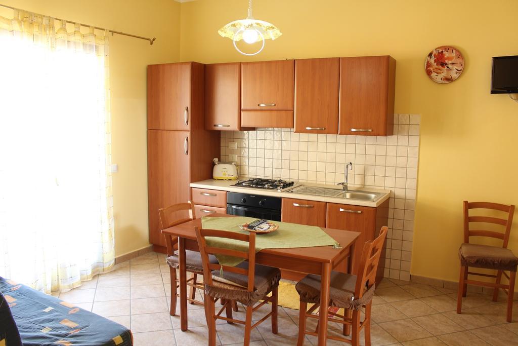 טראפטו Rosy'S Apartments מראה חיצוני תמונה