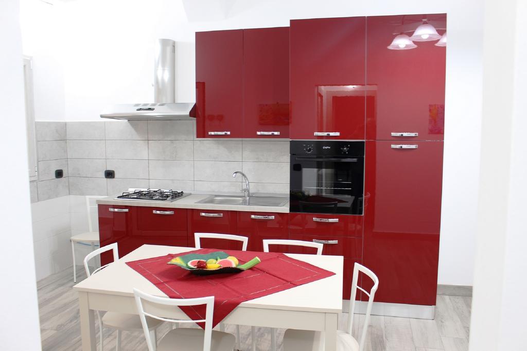 טראפטו Rosy'S Apartments מראה חיצוני תמונה