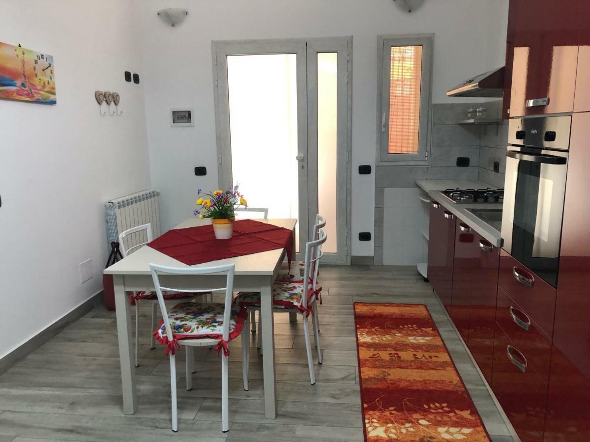 טראפטו Rosy'S Apartments מראה חיצוני תמונה